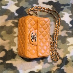 Authentic Chanel Clutch Purse(new condition)